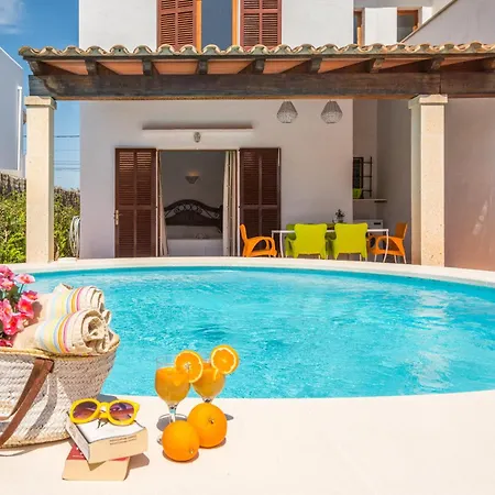 Cubells Holiday home